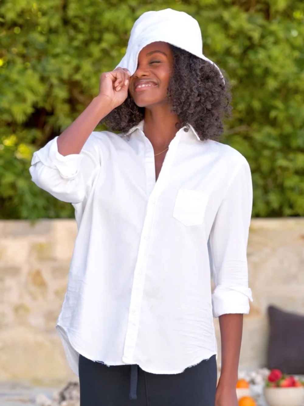 FRANK & EILEEN 'Eileen' Relaxed Button Up Shirt in Famous Denim Vintage White- L